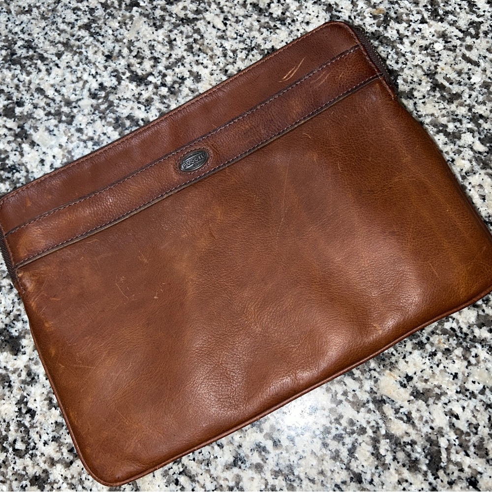 Distressed Leather Satchel (Fossil Brand)